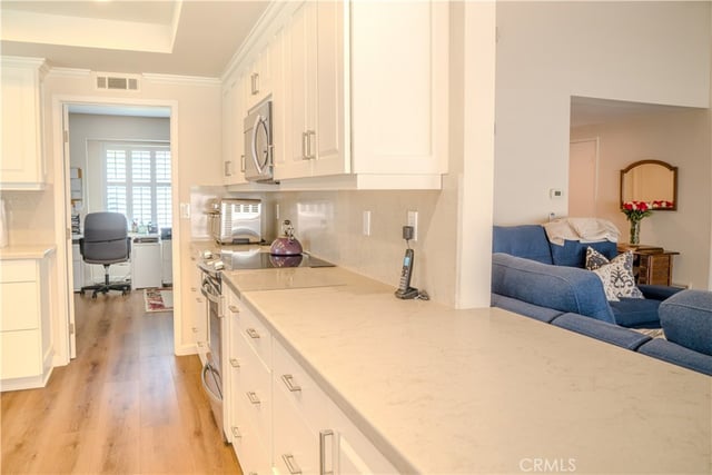 38011 Village 38, Camarillo, CA 93012 — photo 5 of 59