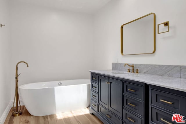 16608 Park Lane Circle, Los Angeles, CA 90049 — photo 38 of 47