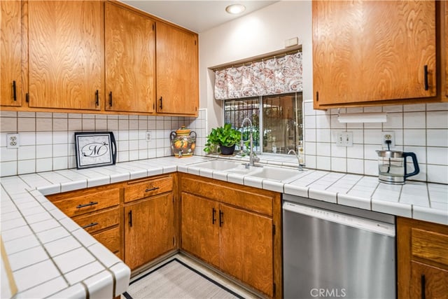 1734 W Lancaster Boulevard, Lancaster, CA 93534 — photo 23 of 75
