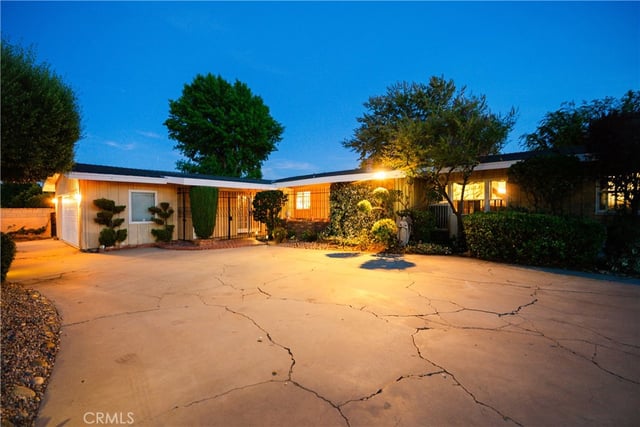 1734 W Lancaster Boulevard, Lancaster, CA 93534 — photo 8 of 75