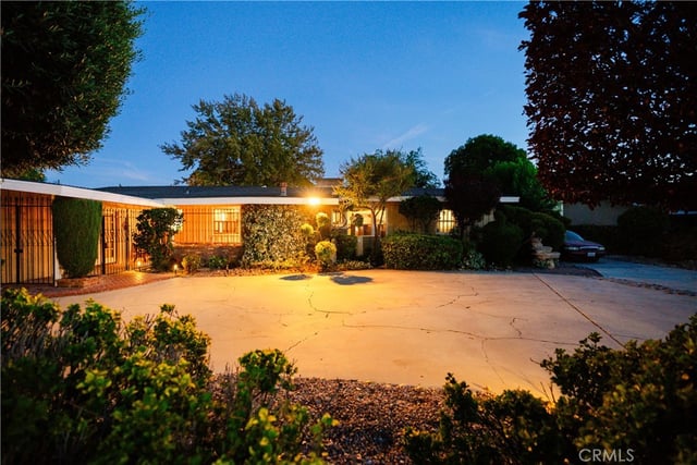 1734 W Lancaster Boulevard, Lancaster, CA 93534 — photo 9 of 75
