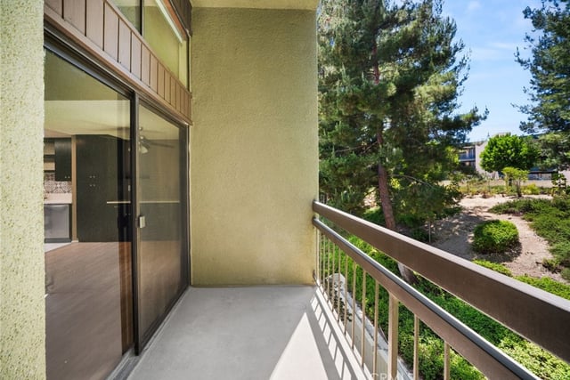 805 Temple Terrace 301, Los Angeles, CA 90042 — photo 15 of 42