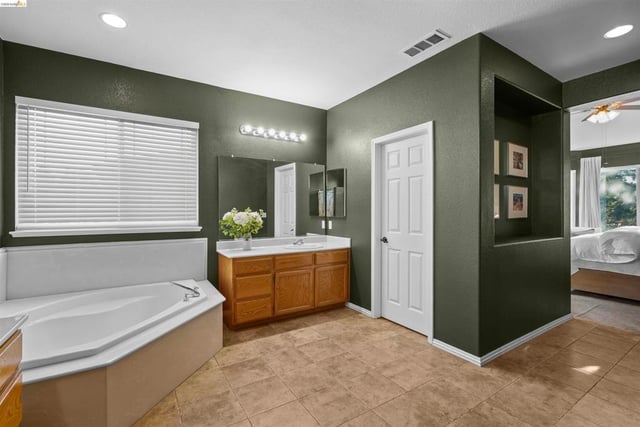 1049 Meadowgate Way, Brentwood, CA 94513 — photo 57 of 62