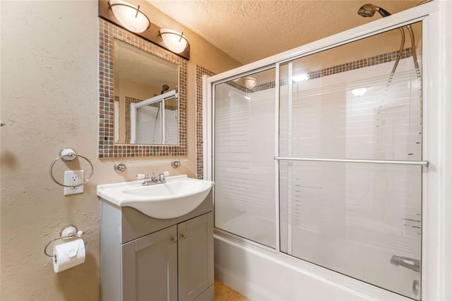 6313 Willowcrest Avenue, North Hollywood, CA 91606 — photo 18 of 25