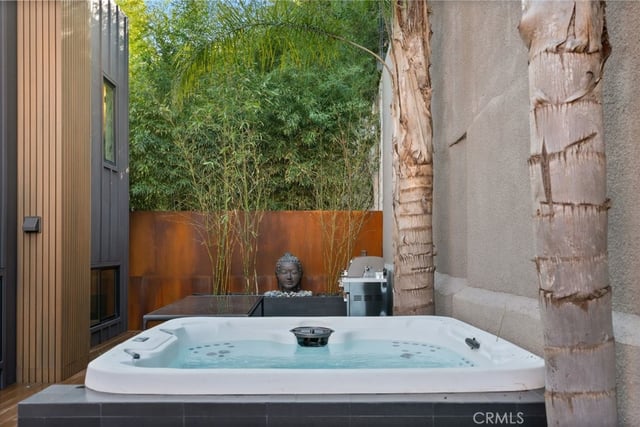 3601 Dixie Canyon Place, Sherman Oaks, CA 91423 — photo 33 of 47