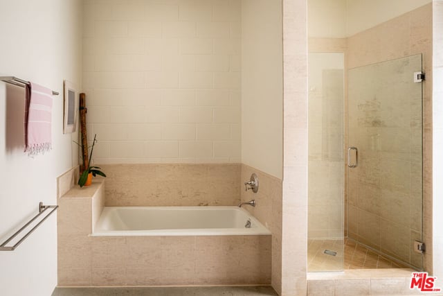 1534 17th Street 105, Santa Monica, CA 90404 — photo 11 of 15