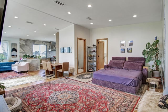 4324 Corona, Los Angeles, CA 90032 — photo 5 of 45