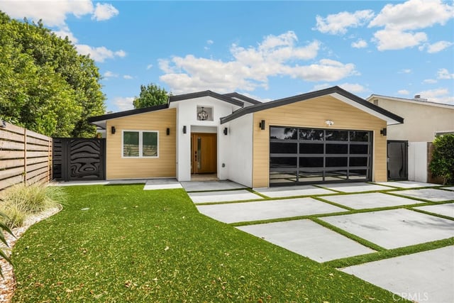 4656 Greenbush, Sherman Oaks, CA 91423 — photo 3 of 40