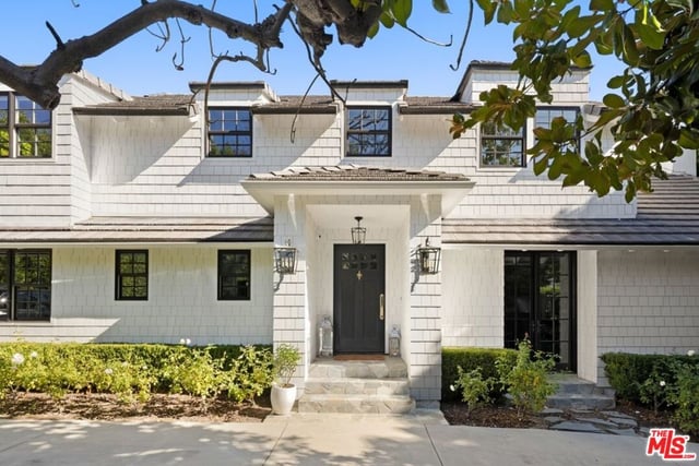 1960 Coldwater Canyon Drive, Beverly Hills, CA 90210 — photo 31 of 33