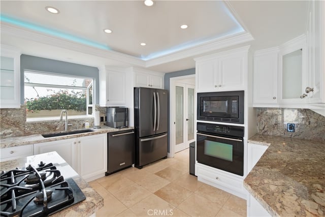 2355 Peninsula, Oxnard, CA 93035 — photo 7 of 49