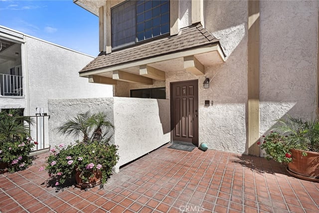 5404 Quakertown 5, Woodland Hills, CA 91364 — photo 2 of 20