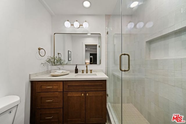 645 Luton Drive, Glendale, CA 91206 — photo 38 of 58