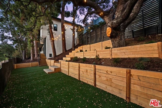 645 Luton Drive, Glendale, CA 91206 — photo 56 of 58