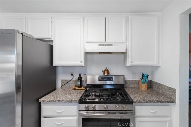 38224 San Mateo, Palmdale, CA 93551 — photo 14 of 40