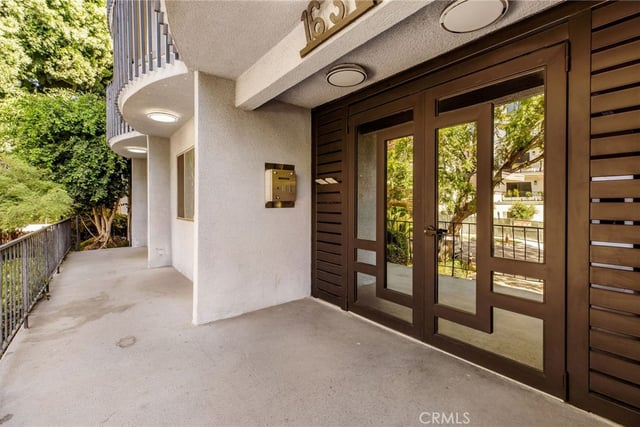 1632 Camden 204, Los Angeles, CA 90025 — photo 21 of 28