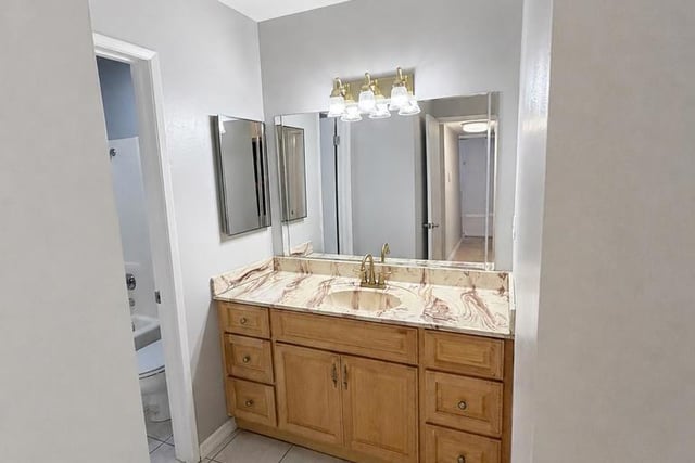18620 Hatteras 105, Tarzana, CA 91356 — photo 8 of 21