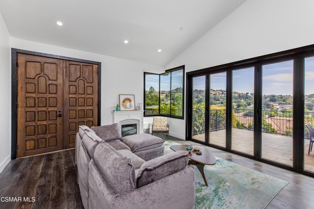 1049 Calle Las Trancas, Thousand Oaks, CA 91360 — photo 25 of 64