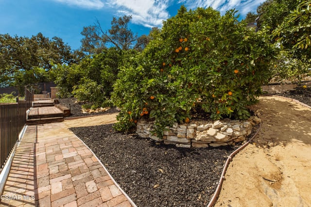 1049 Calle Las Trancas, Thousand Oaks, CA 91360 — photo 34 of 64