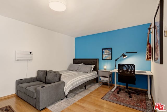 960 Larrabee Street 117, West Hollywood, CA 90069 — photo 10 of 20