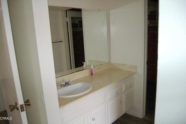 81 S Jerome Avenue, Thousand Oaks, CA 91320 — photo 18 of 28