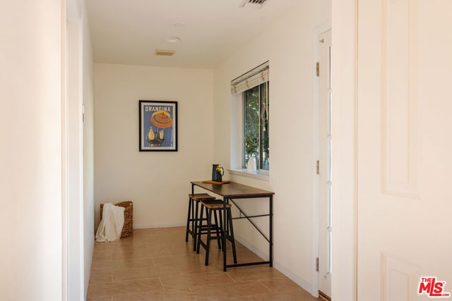 10162 Breidt Avenue, Los Angeles, CA 91042 — photo 10 of 41