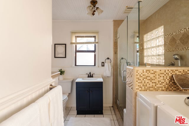 10162 Breidt Avenue, Los Angeles, CA 91042 — photo 17 of 41