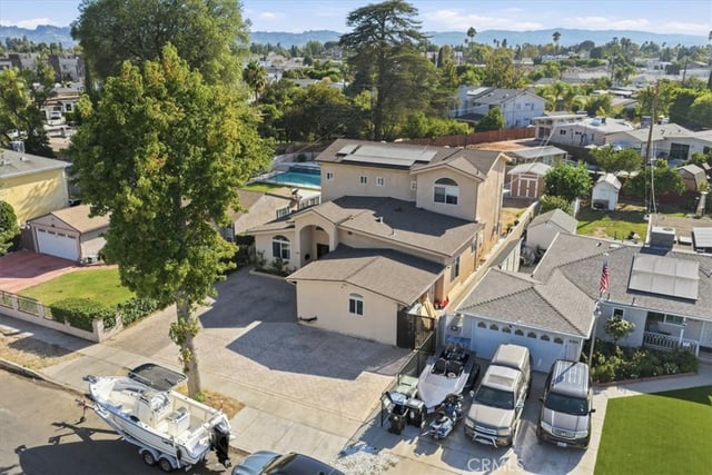 6525 Mary Ellen, Valley Glen, CA 91401 — photo 4 of 49