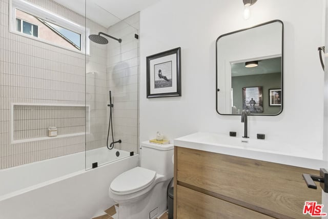 1726 S Stanley Avenue, Los Angeles, CA 90019 — photo 21 of 34