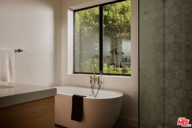 7506 Woodrow Wilson Drive, Los Angeles, CA 90046 — photo 17 of 23