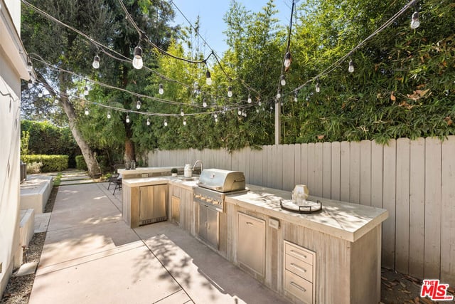 5620 Matilija Avenue, Los Angeles, CA 91401 — photo 18 of 23