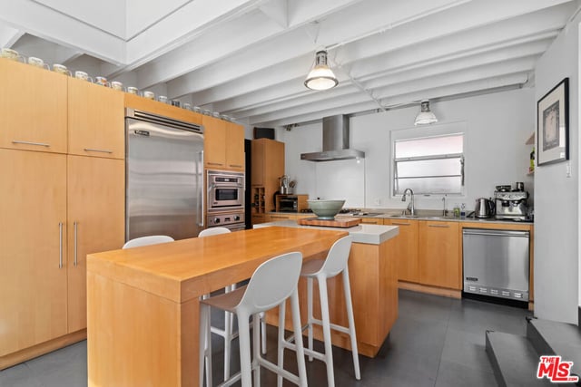 229 San Juan Avenue, Los Angeles, CA 90291 — photo 18 of 41