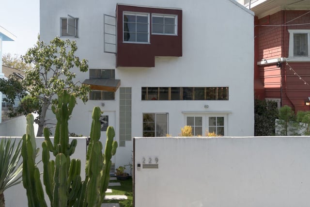 229 San Juan Avenue, Los Angeles, CA 90291 — photo 2 of 41