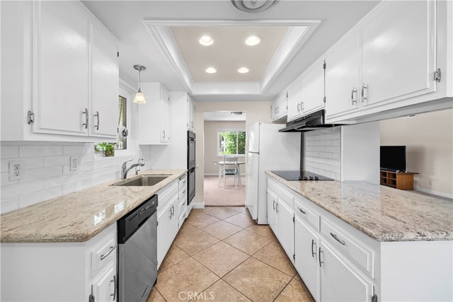 42827 Kilham Avenue, Lancaster, CA 93534 — photo 13 of 30