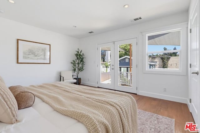 662 N DILLON Street, Los Angeles, CA 90026 — photo 22 of 36