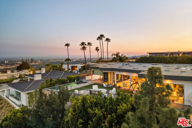 9353 Nightingale Drive, Los Angeles, CA 90069 — photo 11 of 20