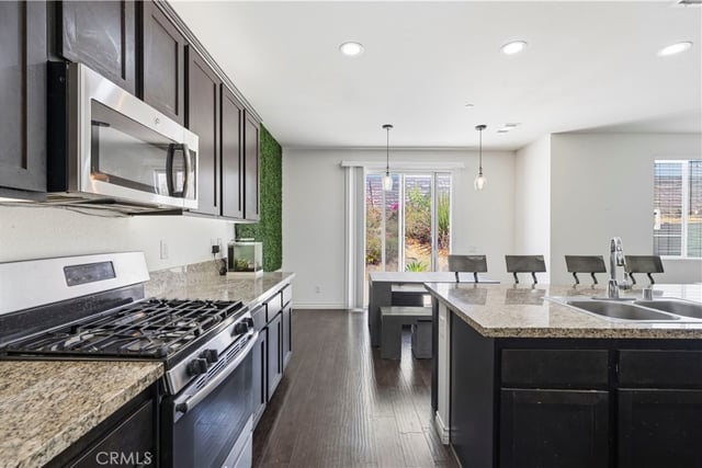 26838 Albion, Canyon Country, CA 91351 — photo 12 of 41