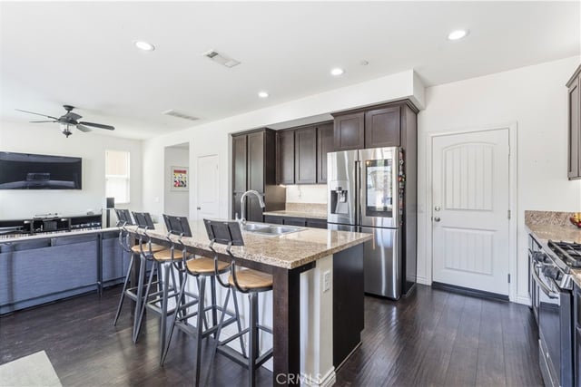26838 Albion, Canyon Country, CA 91351 — photo 14 of 41