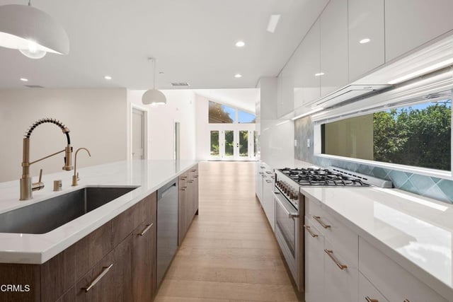 1150 Leonard Avenue, Pasadena, CA 91107 — photo 10 of 38
