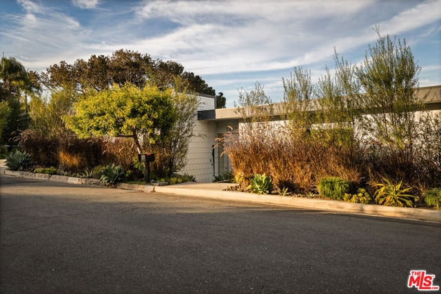 1490 San Remo Drive, Los Angeles, CA 90272 — photo 31 of 32