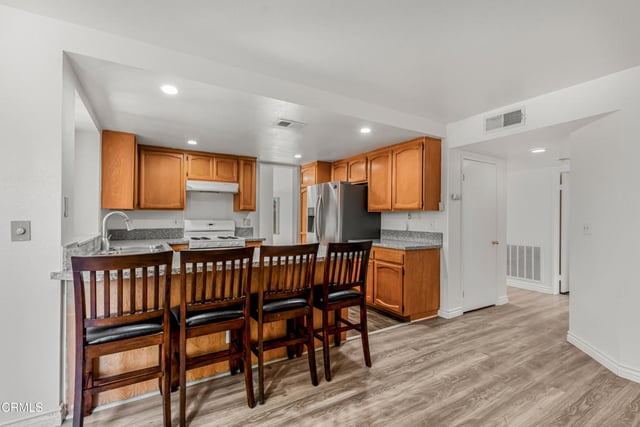 812 W Ave H-5, Lancaster, CA 93534 — photo 13 of 41