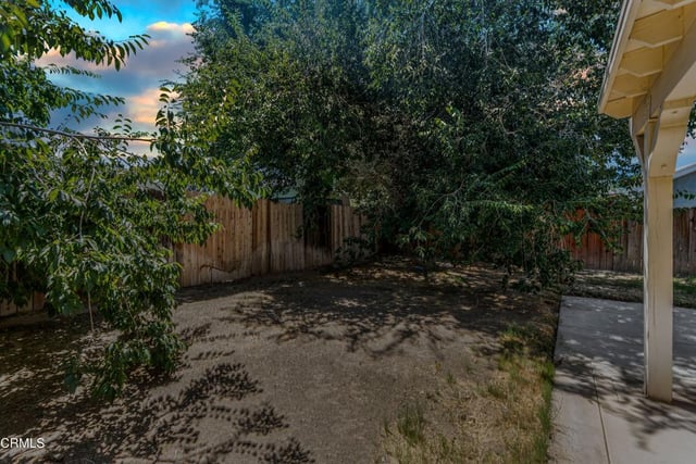 812 W Ave H-5, Lancaster, CA 93534 — photo 36 of 41