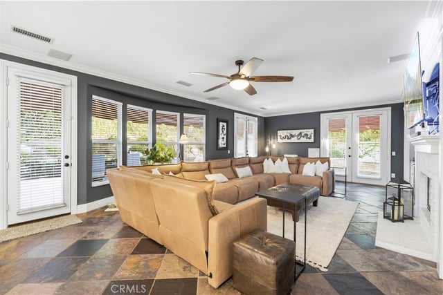30338 JUNE ROSE CT, Castaic, CA 91384 — photo 15 of 68
