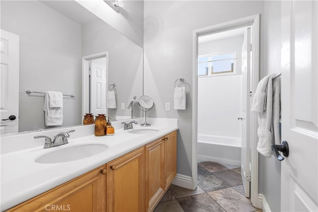 30338 JUNE ROSE CT, Castaic, CA 91384 — photo 34 of 68