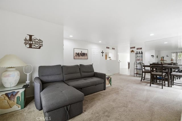43646 Rialto, Lancaster, CA 93535 — photo 10 of 35