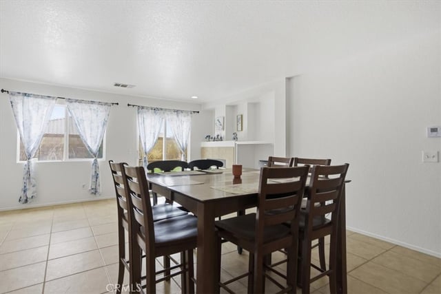 43646 Rialto, Lancaster, CA 93535 — photo 14 of 35
