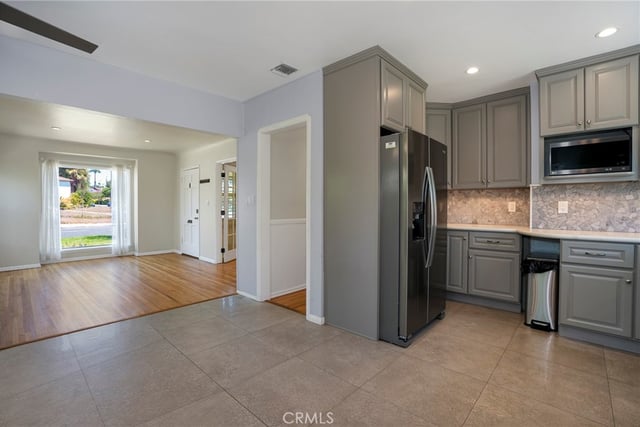 6320 W 85th Street, Los Angeles, CA 90045 — photo 7 of 35