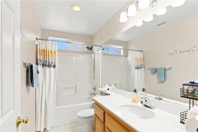 28282 Cedar Lane, Saugus, CA 91350 — photo 17 of 51
