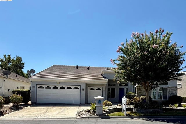 1730 Jubilee Dr, Brentwood, CA 94513 — photo 2 of 34