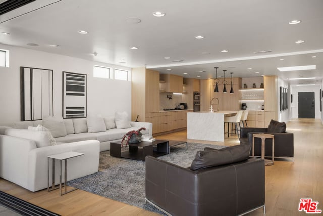 845 N Las Palmas Avenue, Los Angeles, CA 90038 — photo 15 of 34
