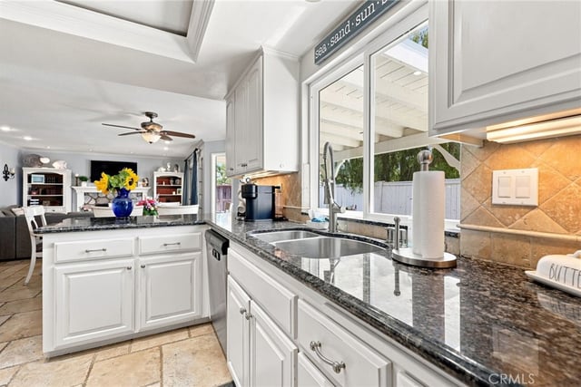 696 Corte Vina, Camarillo, CA 93010 — photo 14 of 61